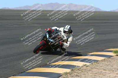 media/Mar-21-2022-Moto Forza (Mon) [[4127b7cc51]]/A Group/Session 2 Bowl/